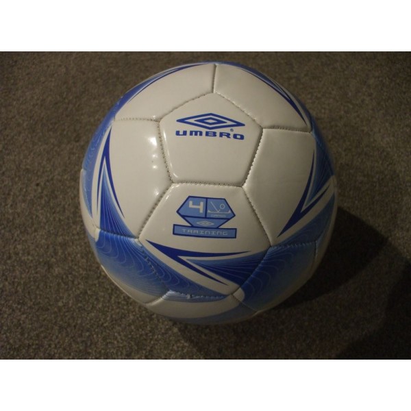umbro soccer ball size 4
