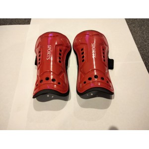 Child's Soccer Shin Pads Red 5-7 years Appox | Shin Pads, Knee/Elbow Pads